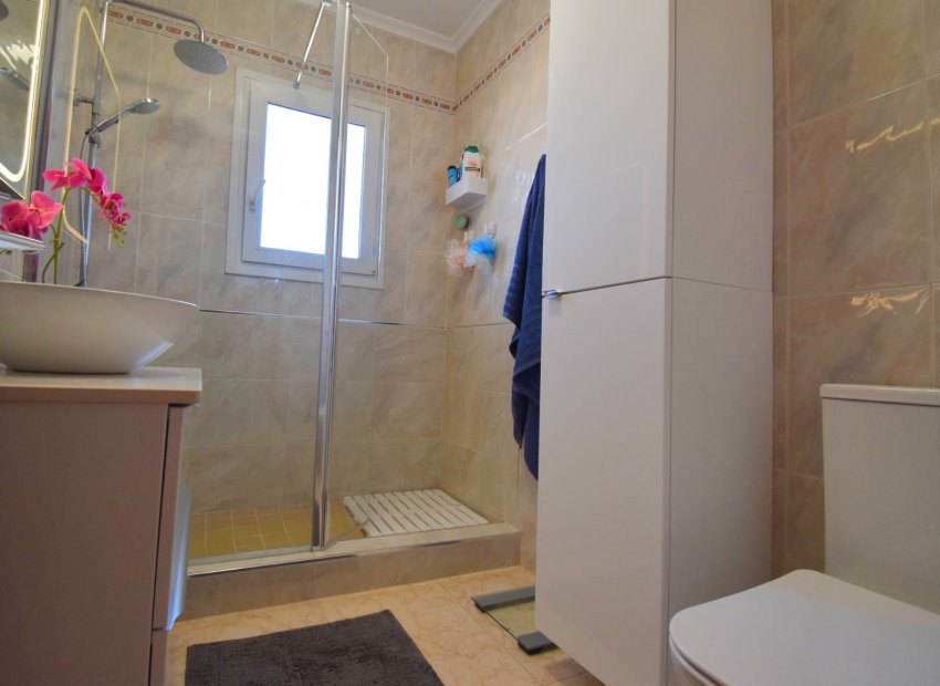 Resale - Villa - Orihuela Costa - Playa Flamenca