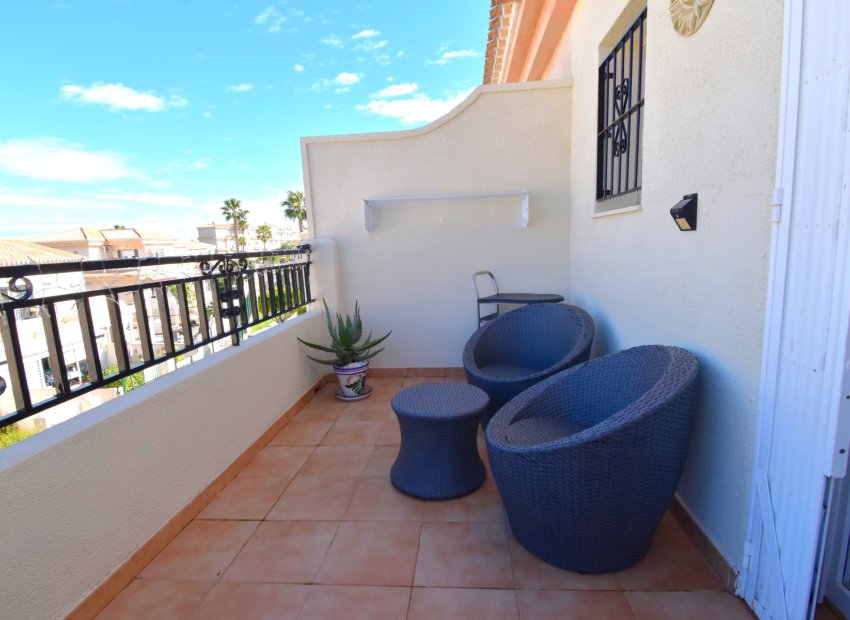 Resale - Villa - Orihuela Costa - Playa Flamenca