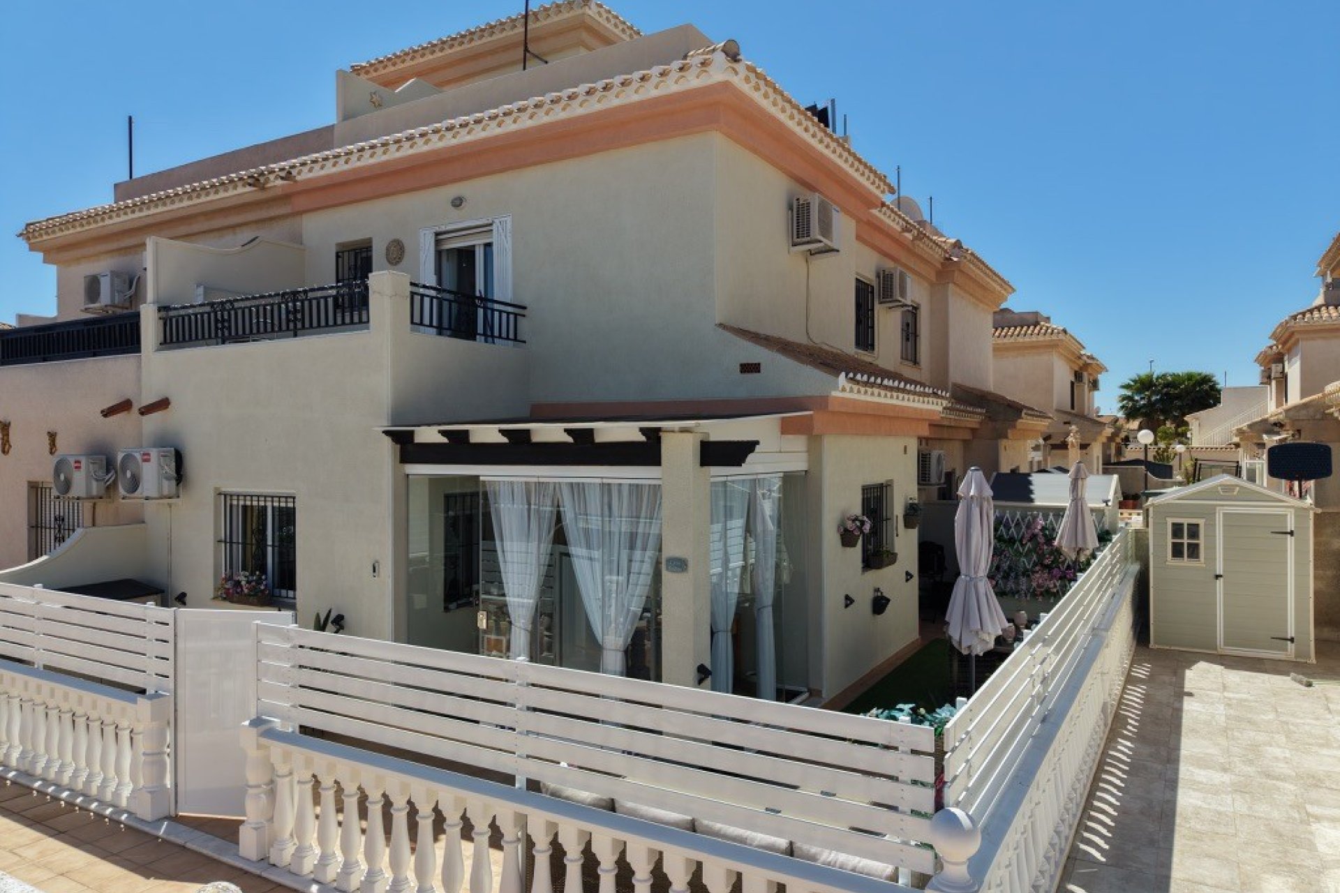 Resale - Villa - Orihuela Costa - Playa Flamenca