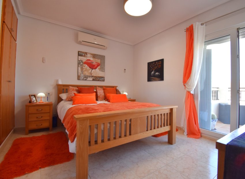 Resale - Villa - Orihuela Costa - Playa Flamenca