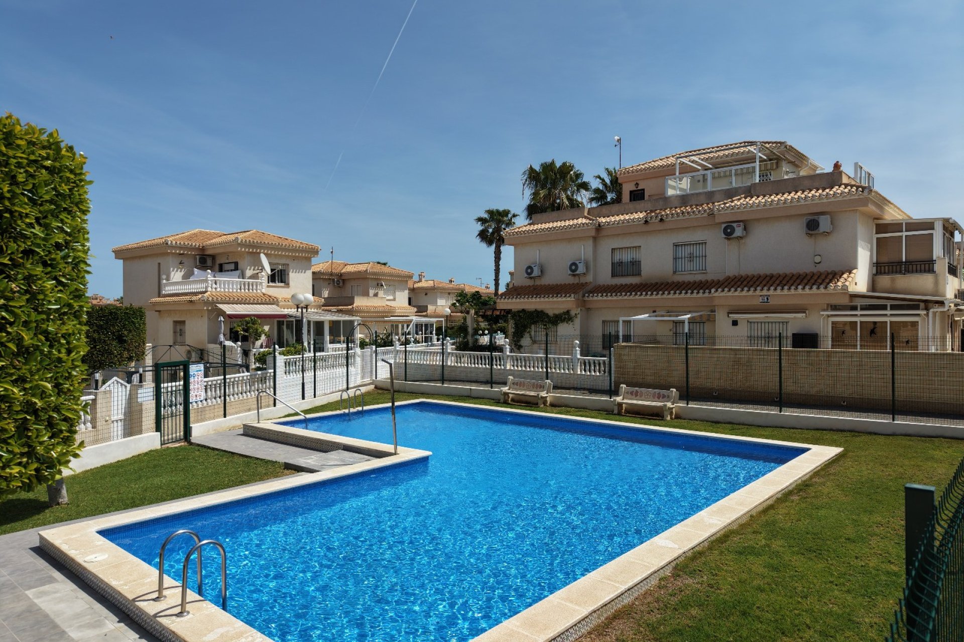 Resale - Villa - Orihuela Costa - Playa Flamenca