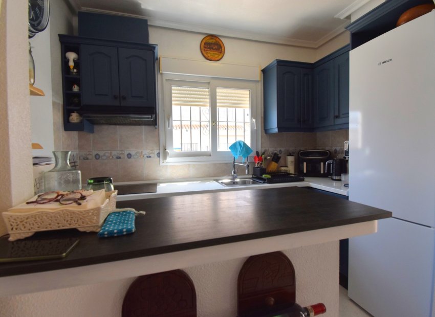 Resale - Villa - Orihuela Costa - Playa Flamenca