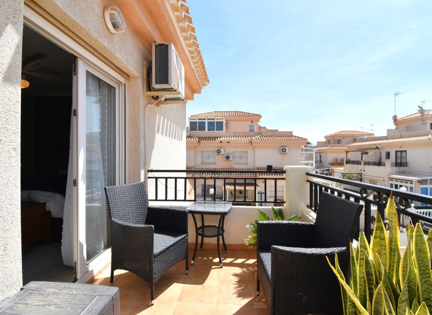 Resale - Villa - Orihuela Costa - Playa Flamenca