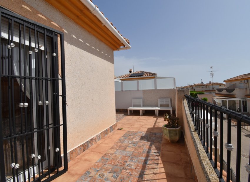 Resale - Villa - Orihuela Costa - Playa Flamenca