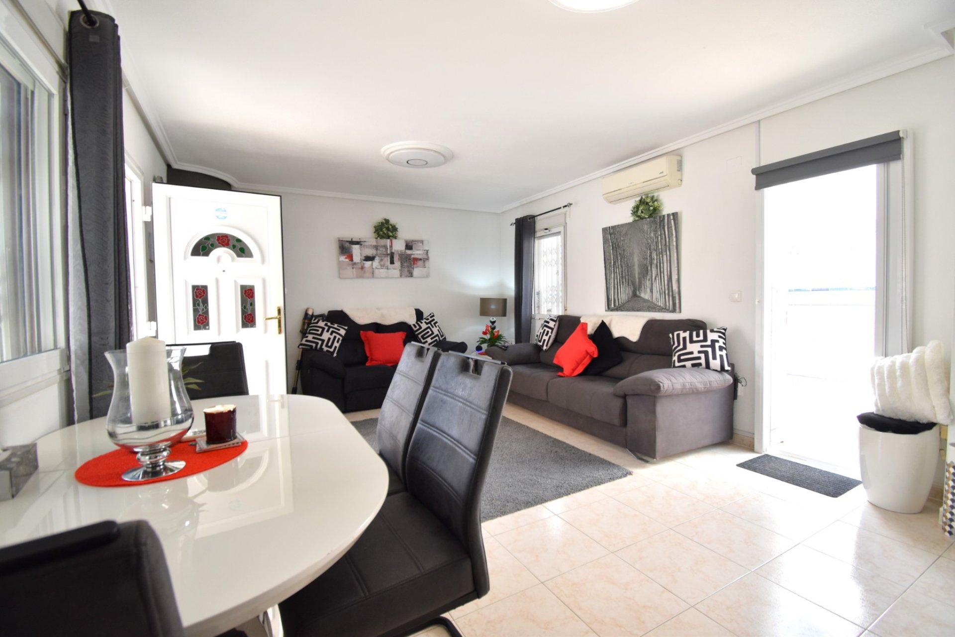 Resale - Villa - Orihuela Costa - Playa Flamenca