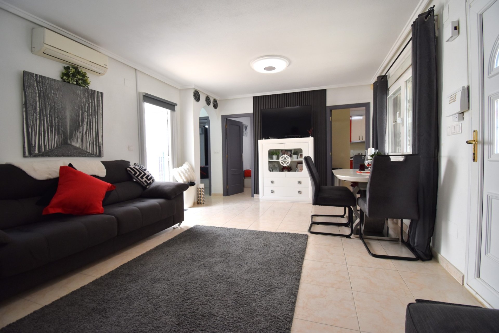 Resale - Villa - Orihuela Costa - Playa Flamenca