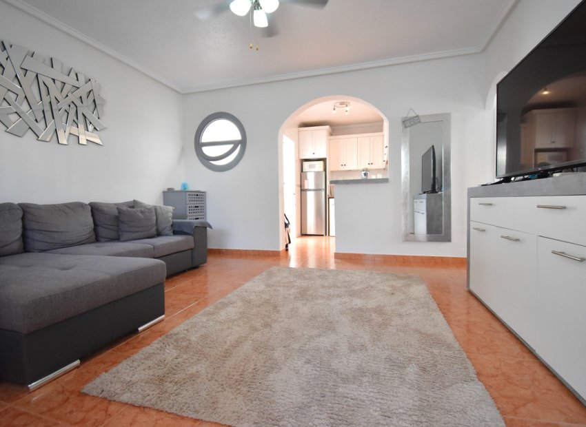 Resale - Villa - Orihuela Costa - Playa Flamenca