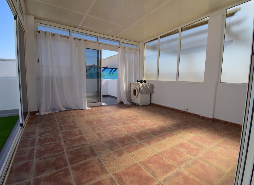 Resale - Villa - Orihuela Costa - Playa Flamenca