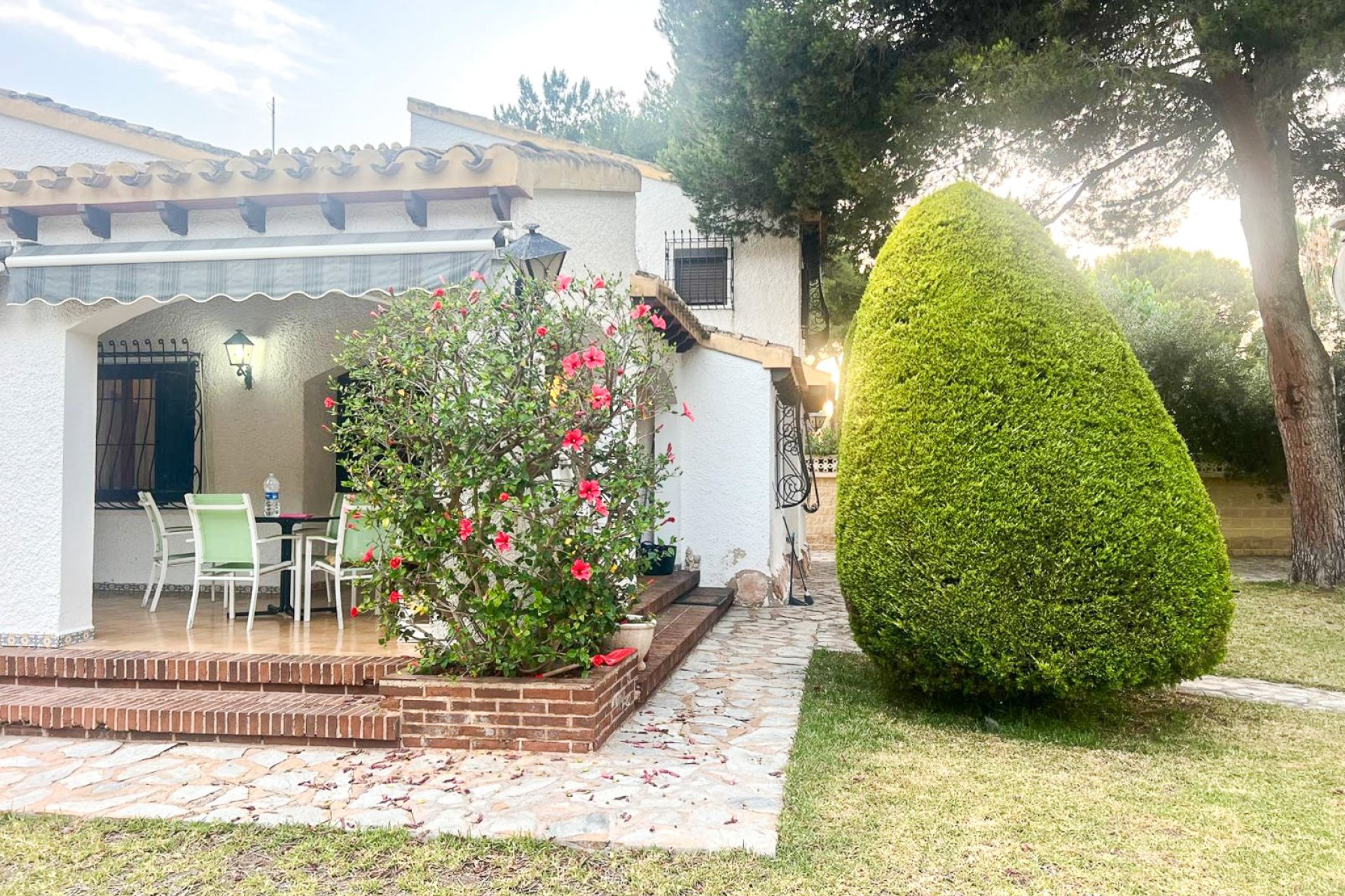 Resale - Villa - Orihuela Costa - Punta Prima