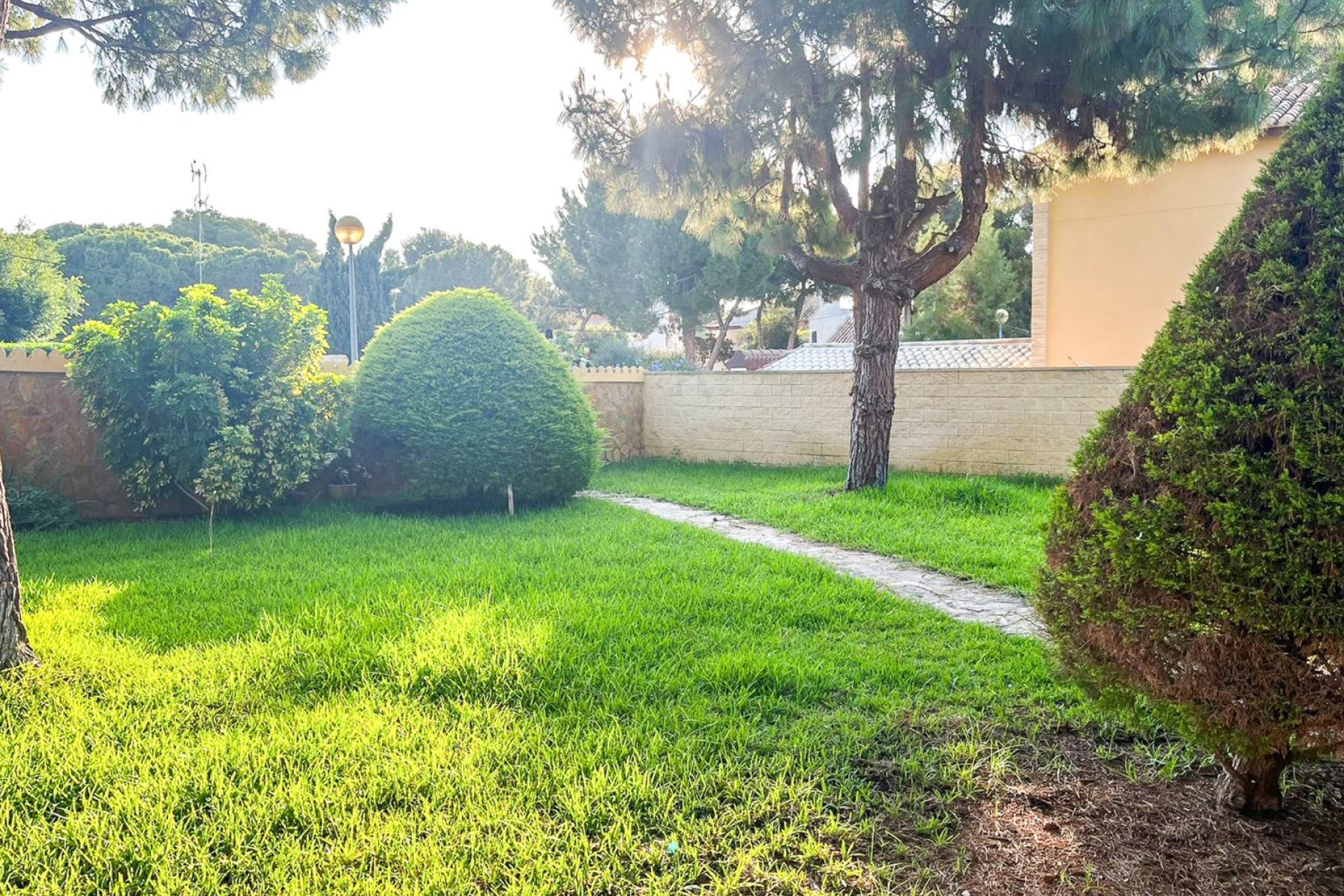 Resale - Villa - Orihuela Costa - Punta Prima