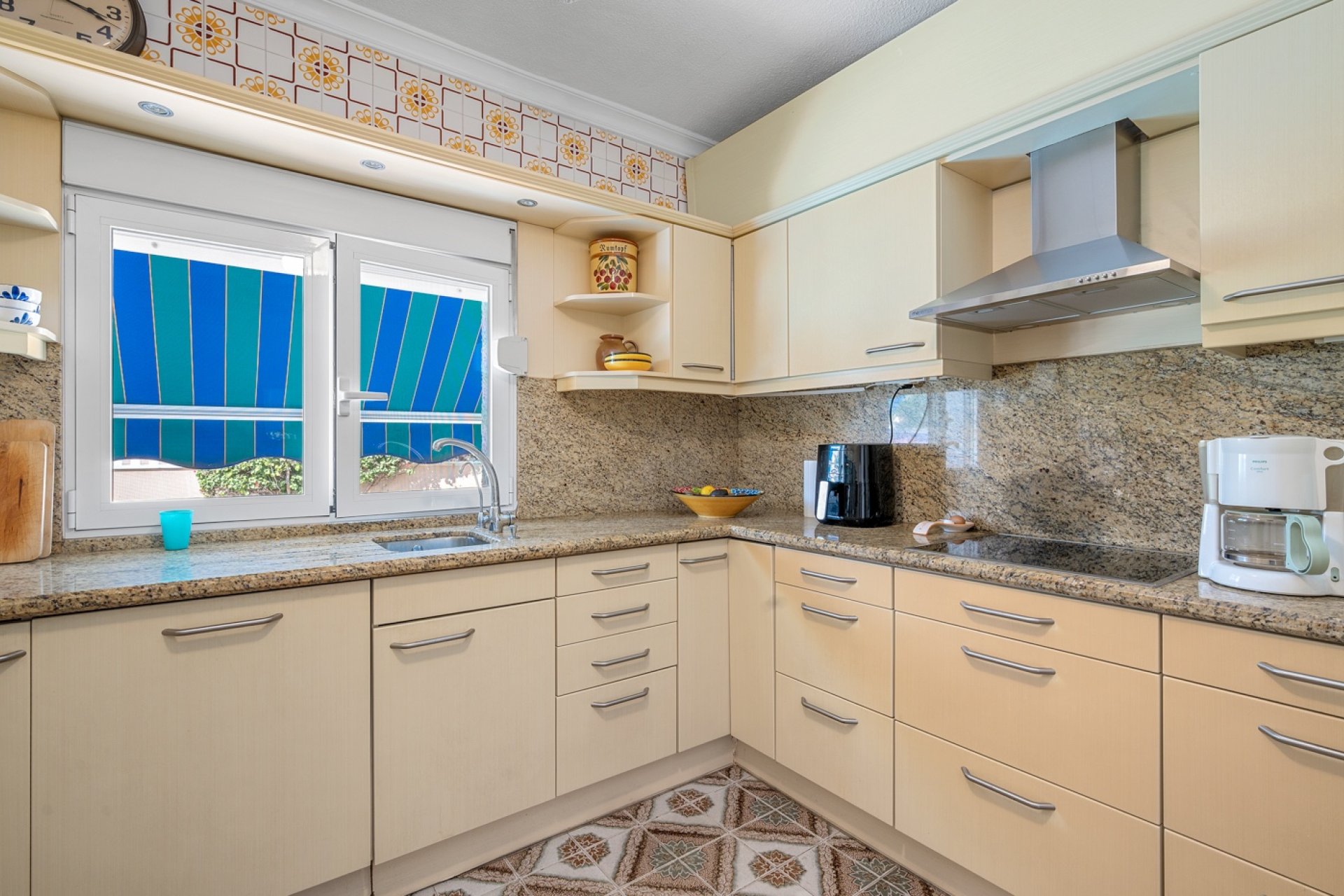 Resale - Villa - Orihuela Costa - Punta Prima