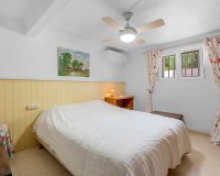 Resale - Villa - Orihuela Costa - Punta Prima