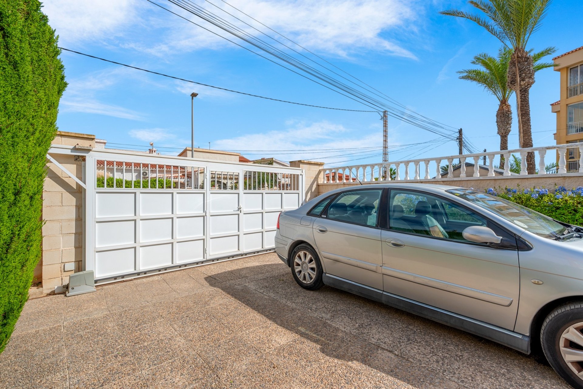 Resale - Villa - Orihuela Costa - Punta Prima
