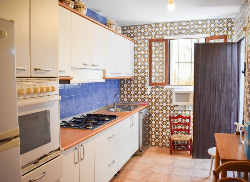 Resale - Villa - Orihuela Costa - Punta Prima