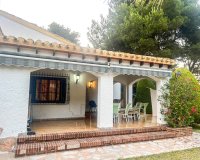 Resale - Villa - Orihuela Costa - Punta Prima
