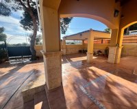 Resale - Villa - Orihuela Costa - Punta Prima