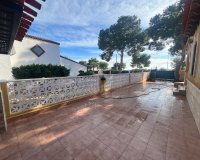 Resale - Villa - Orihuela Costa - Punta Prima
