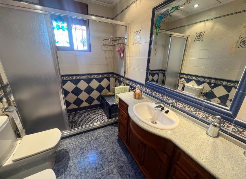 Resale - Villa - Orihuela Costa - Punta Prima