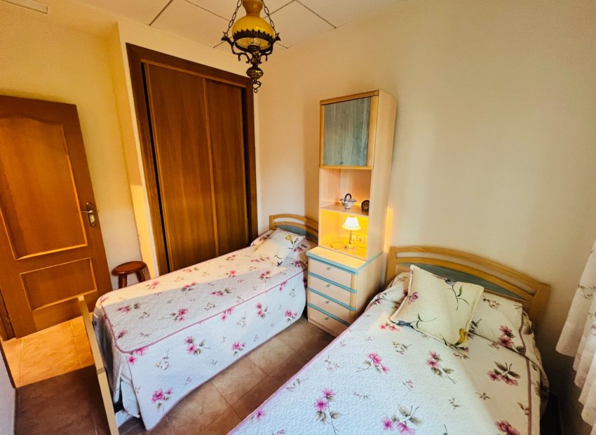 Resale - Villa - Orihuela Costa - Punta Prima