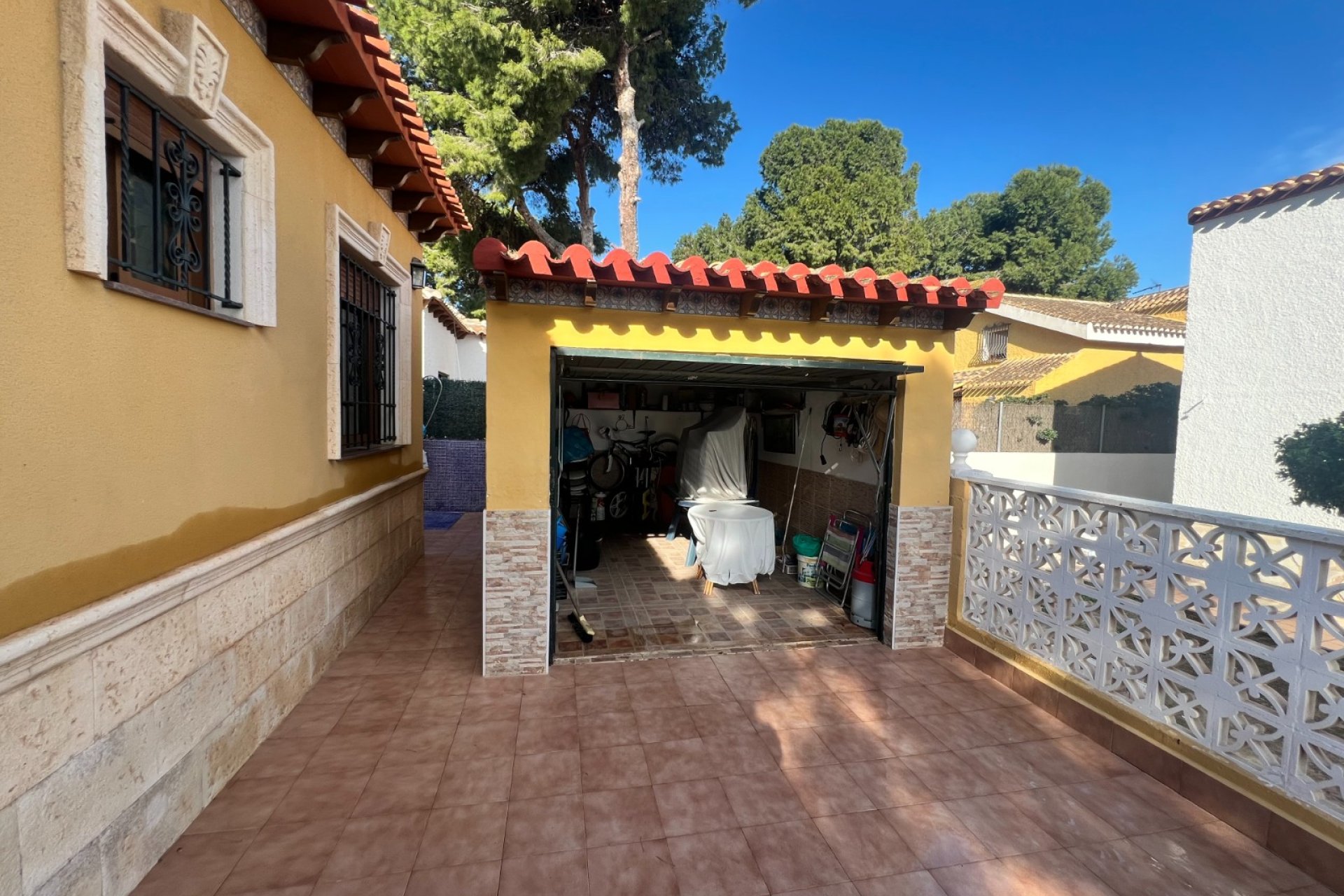Resale - Villa - Orihuela Costa - Punta Prima