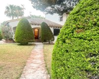 Resale - Villa - Orihuela Costa - Punta Prima