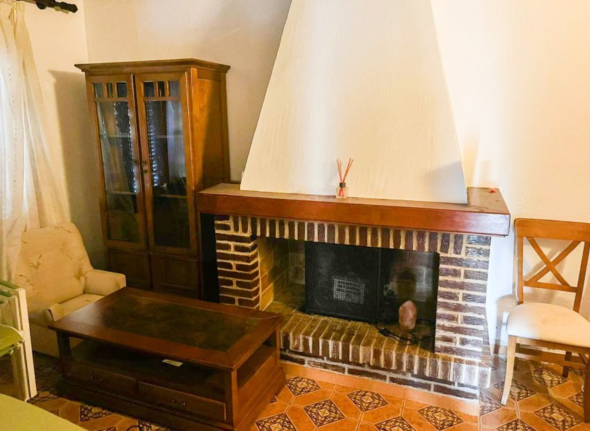 Resale - Villa - Orihuela Costa - Punta Prima