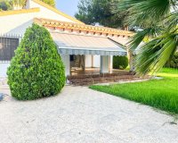 Resale - Villa - Orihuela Costa - Punta Prima