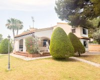 Resale - Villa - Orihuela Costa - Punta Prima