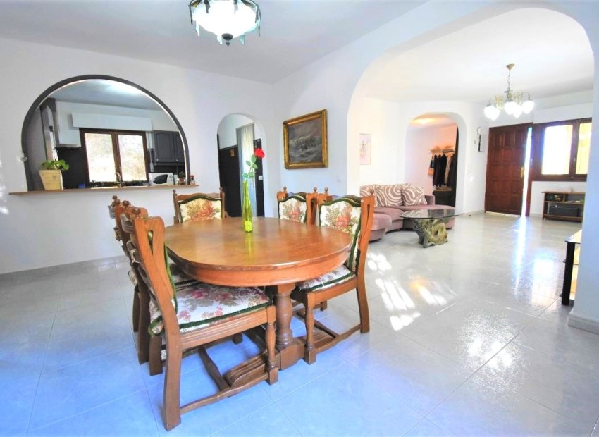Resale - Villa - Orihuela Costa - Villamartín