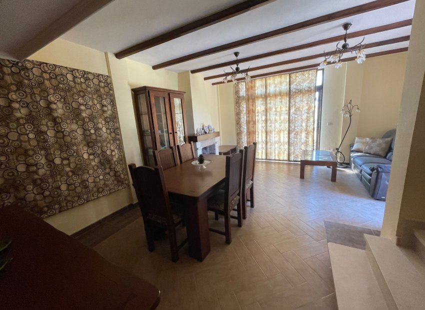 Resale - Villa - Orihuela Costa - Villamartín