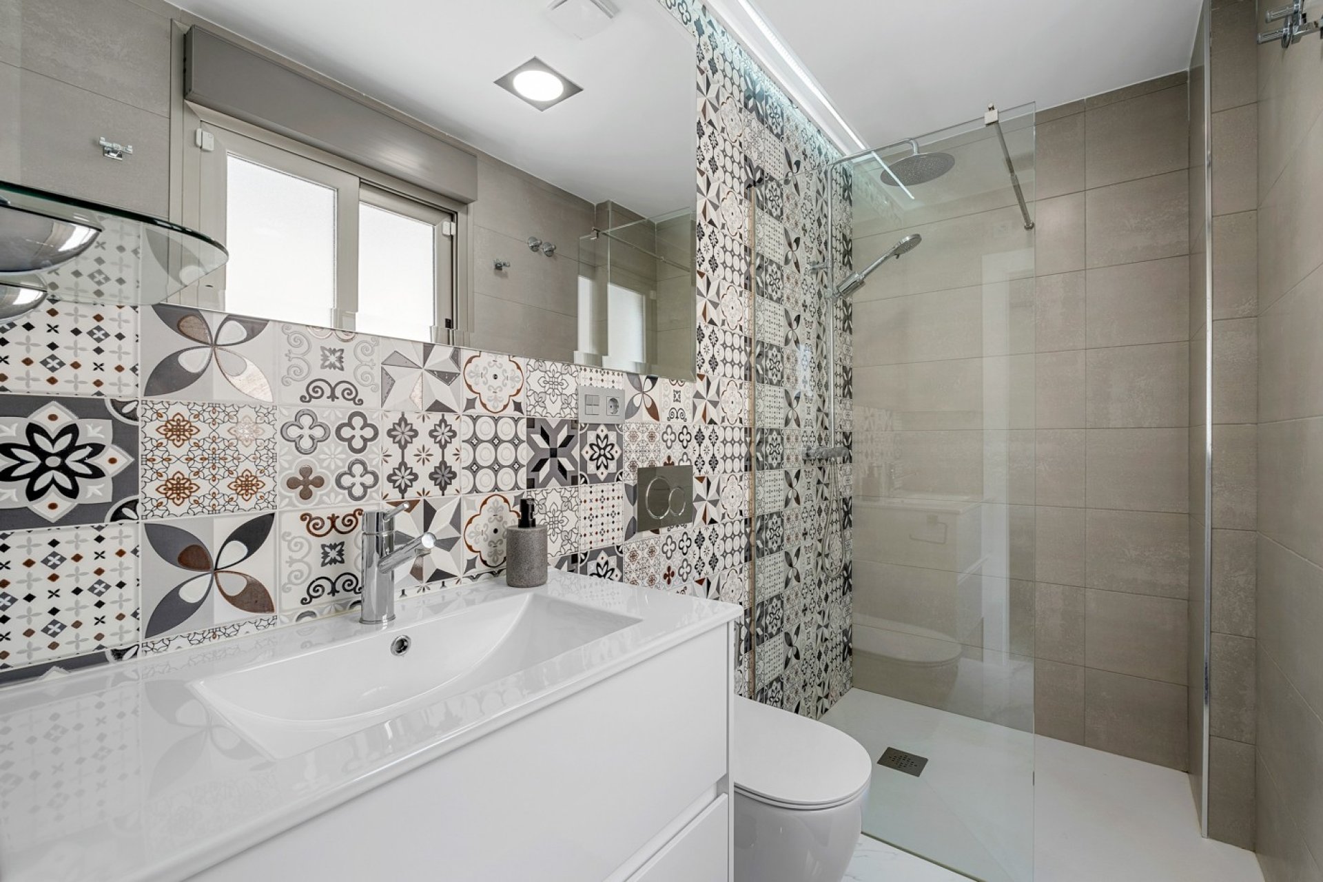 Resale - Villa - Orihuela Costa - Villamartín