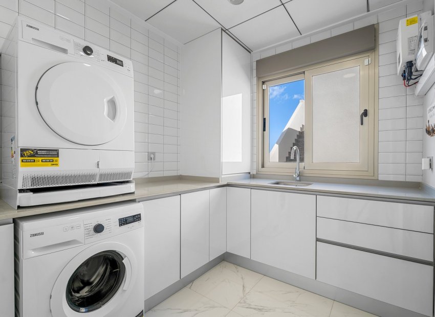 Resale - Villa - Orihuela Costa - Villamartín