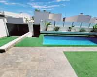 Resale - Villa - Orihuela Costa - Villamartín