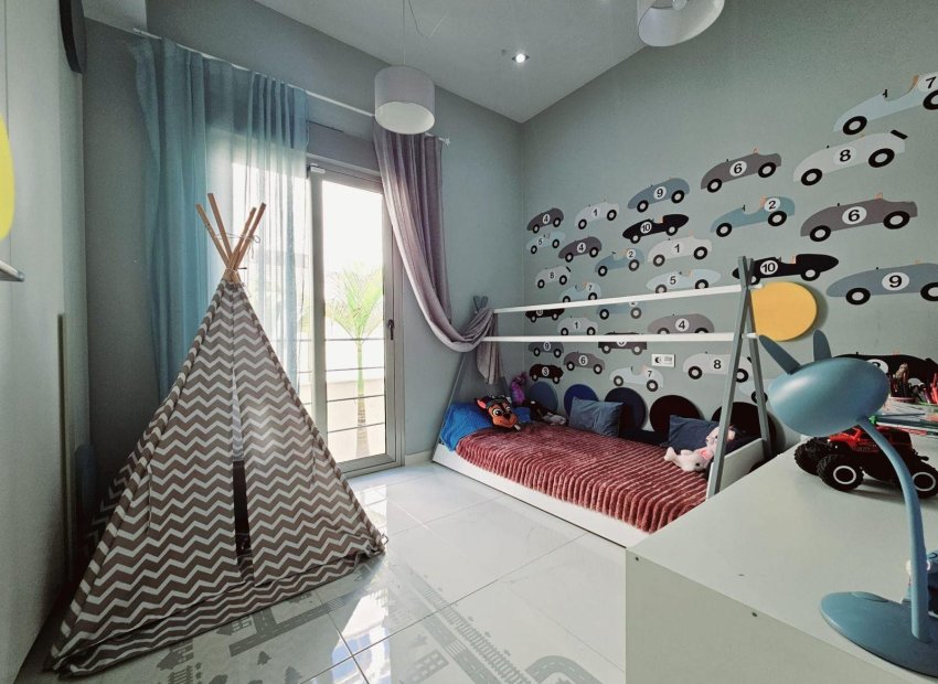 Resale - Villa - Orihuela Costa - Villamartín