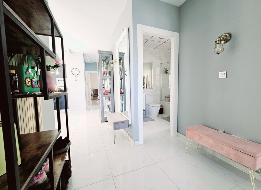 Resale - Villa - Orihuela Costa - Villamartín