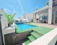 Resale - Villa - Orihuela Costa - Villamartín
