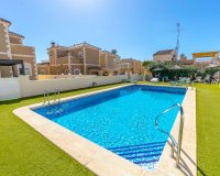 Resale - Villa - Orihuela Costa - Villamartín