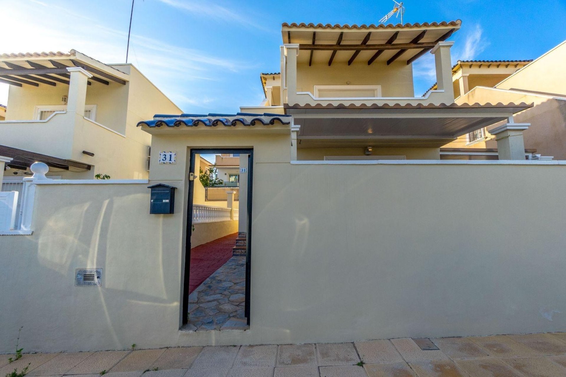 Resale - Villa - Orihuela Costa - Villamartín