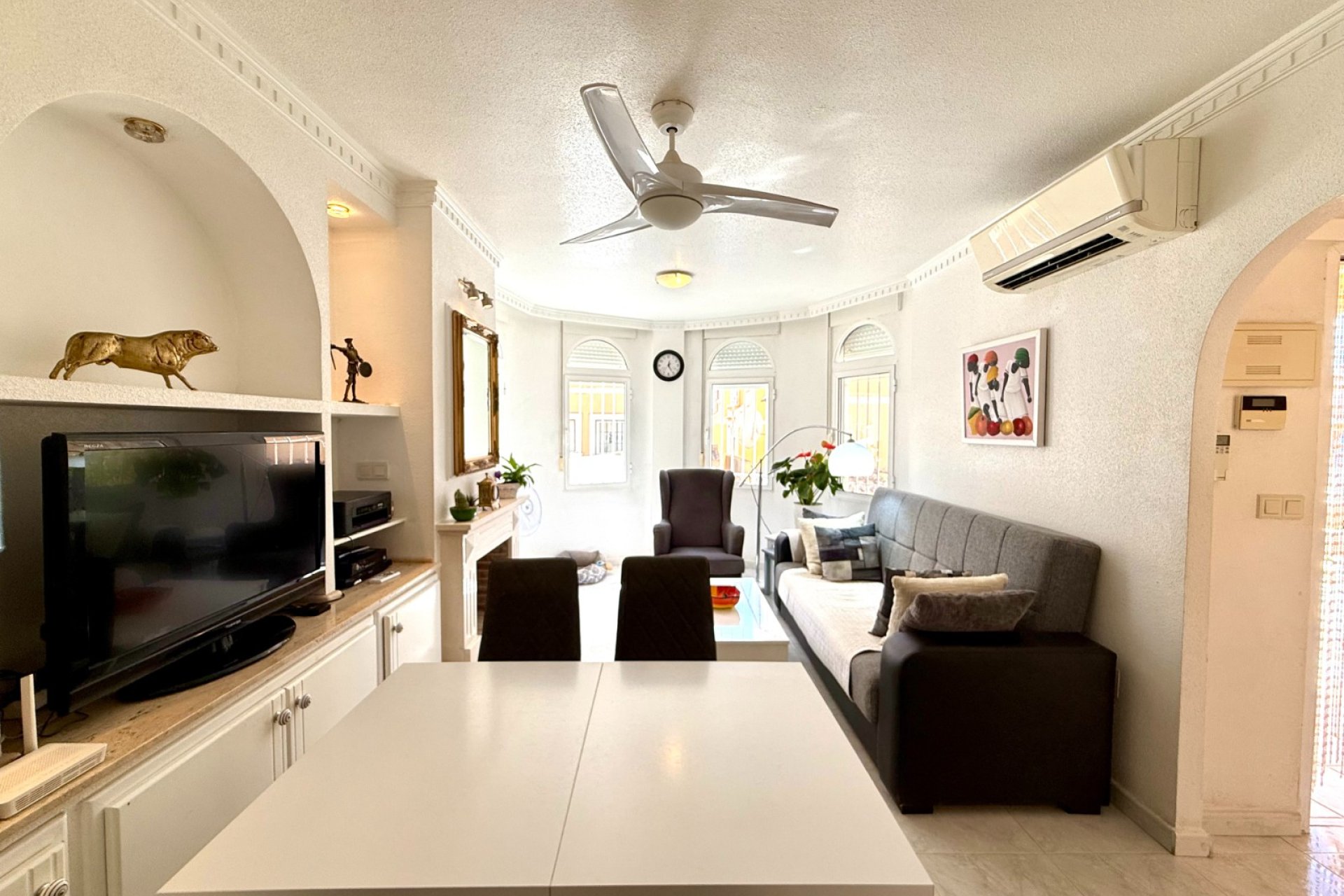 Resale - Villa - Orihuela Costa - Villamartín