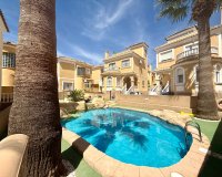 Resale - Villa - Orihuela Costa - Villamartín