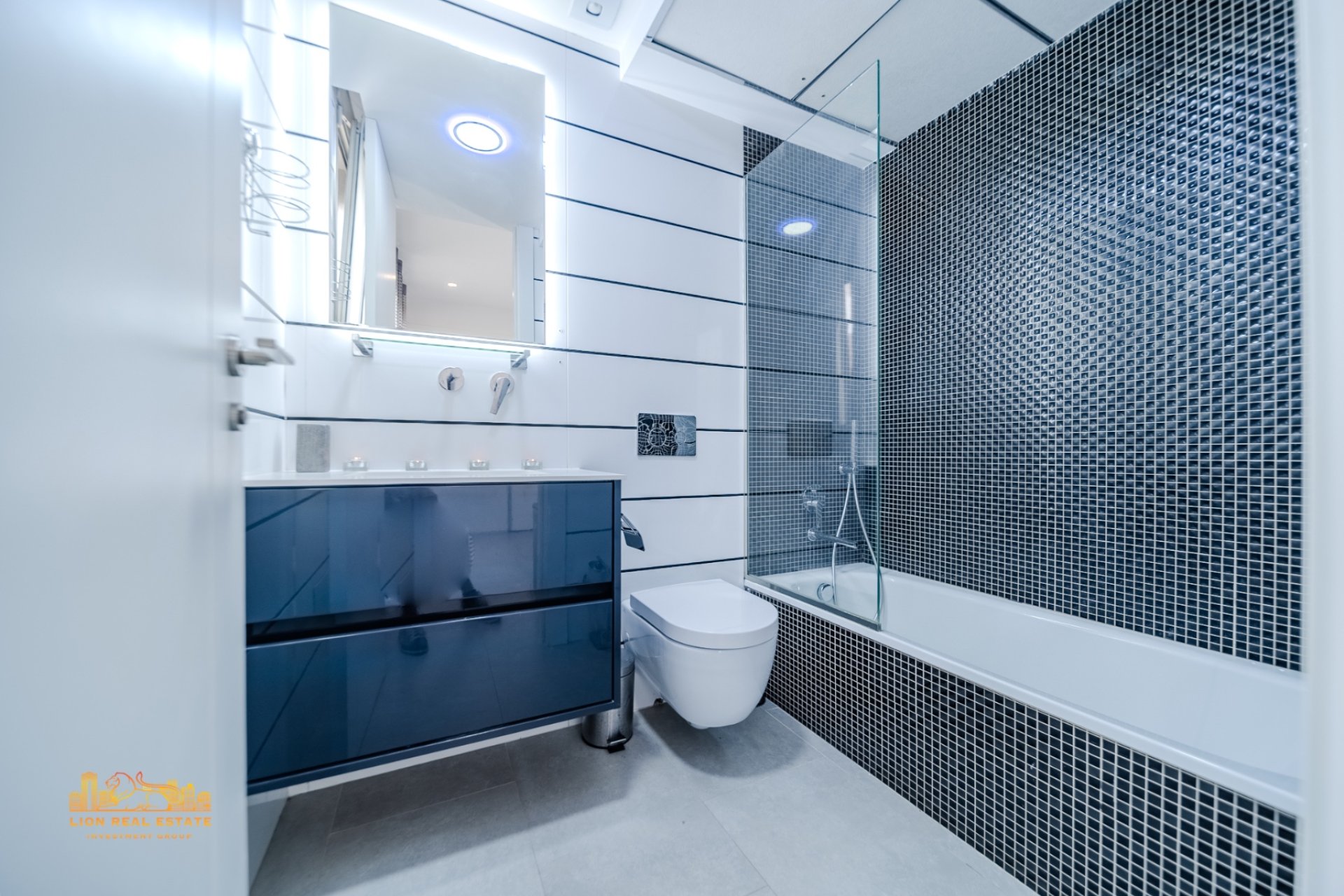 Resale - Villa - Orihuela Costa - Villamartín