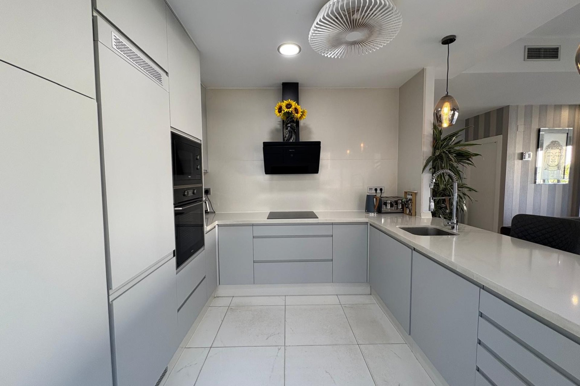 Resale - Villa - Orihuela Costa - Villamartín