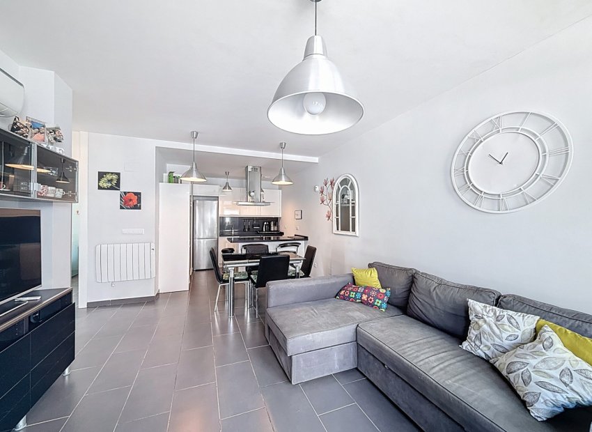 Resale - Villa - Orihuela Costa - Villamartín