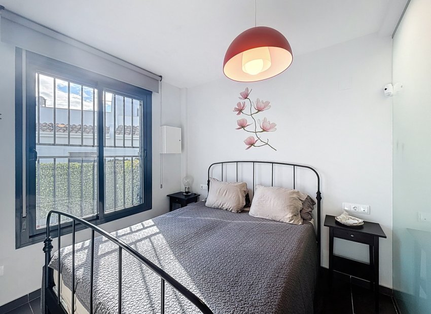 Resale - Villa - Orihuela Costa - Villamartín