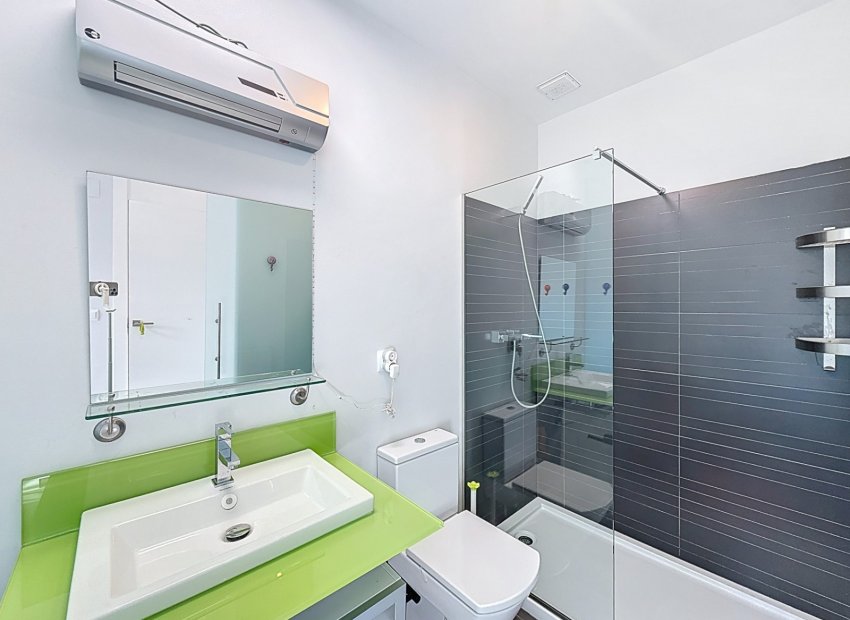 Resale - Villa - Orihuela Costa - Villamartín