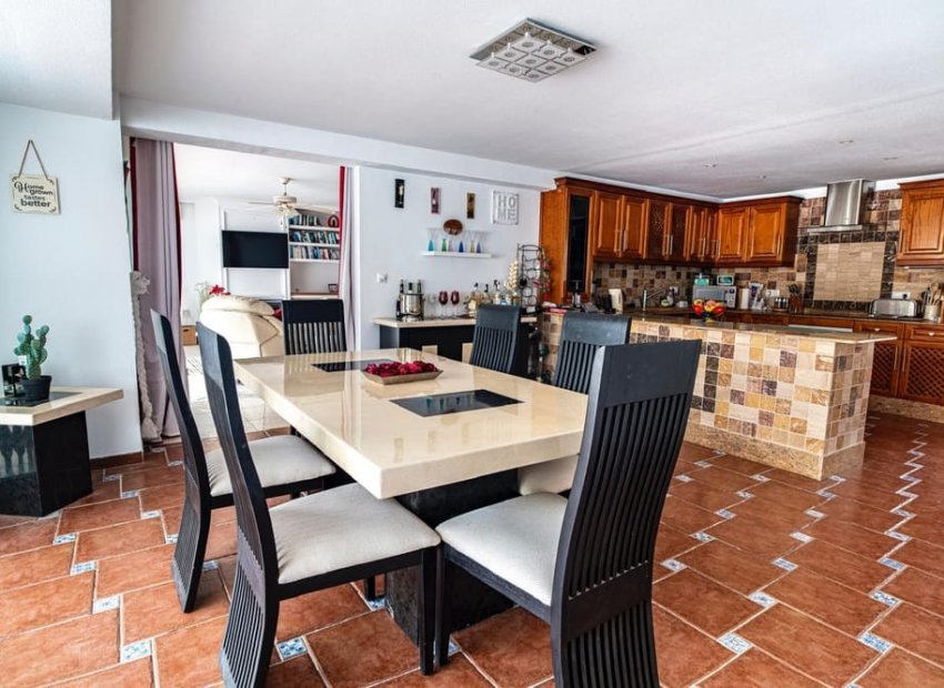 Resale - Villa - Orihuela Costa - Villamartín