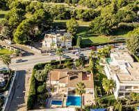 Resale - Villa - Orihuela Costa - Villamartín