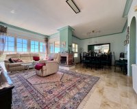 Resale - Villa - Orihuela Costa - Villamartín