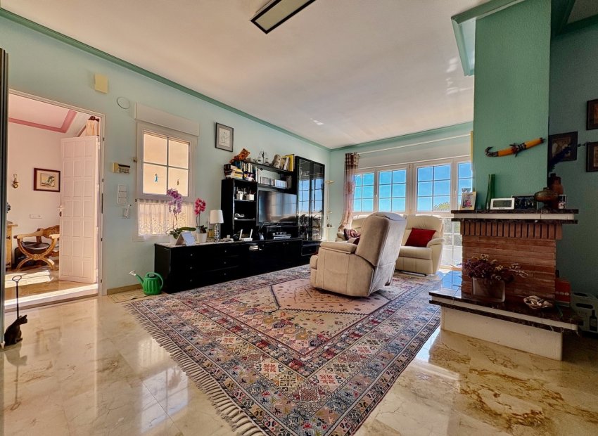 Resale - Villa - Orihuela Costa - Villamartín