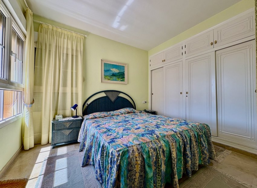 Resale - Villa - Orihuela Costa - Villamartín